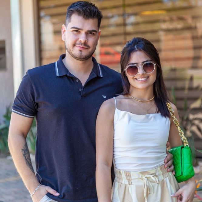 Alecsander e Luana, contatos da Agência Ferreira Marketing